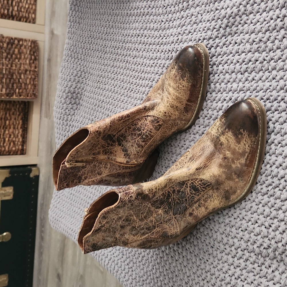 Women boots